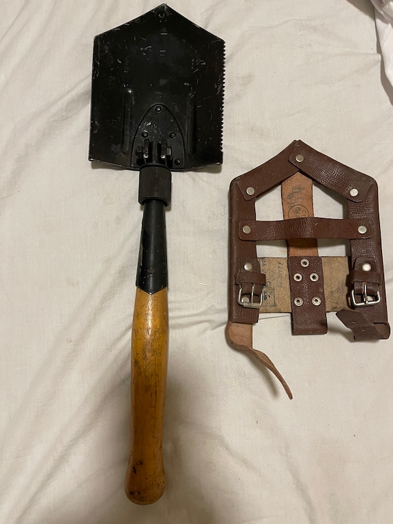 Genuine Vintage Romanian Military Shovel spade With Leather Cover