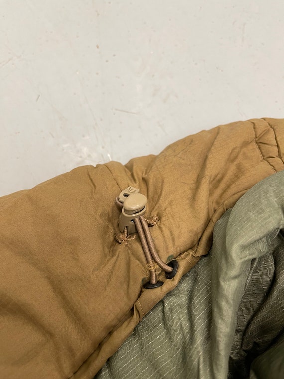 米軍 USMC 3 シーズン コヨーテ タン 寝袋、Gortex 睡眠システムの一部