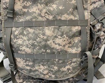 米軍正規発行の ACU デジタル Mollee II 大型リュックサック、フレーム