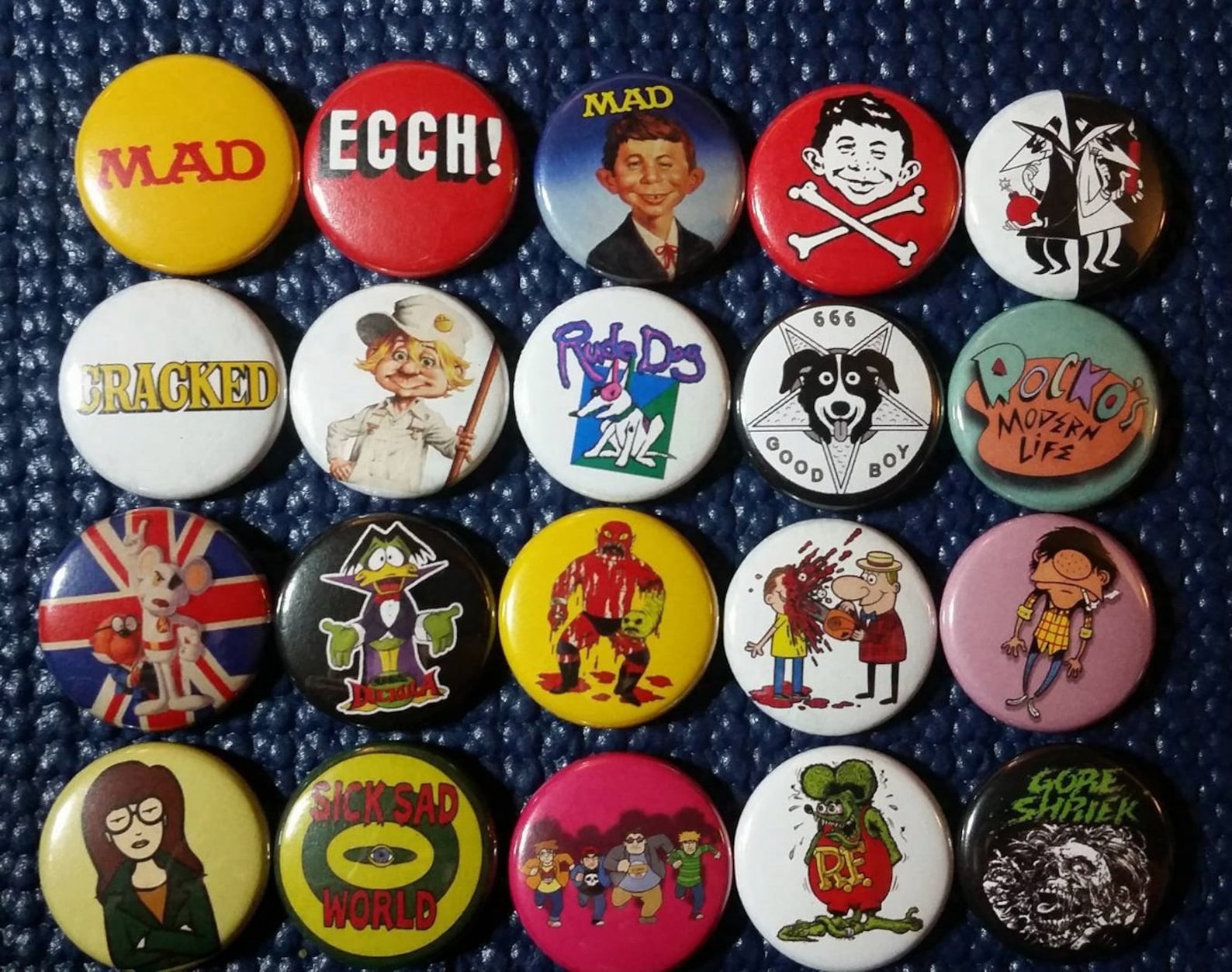 Иконки разноцветные метки. Ключ алфавит. Button mash mlp. Векторные кнопки. Buttons character.