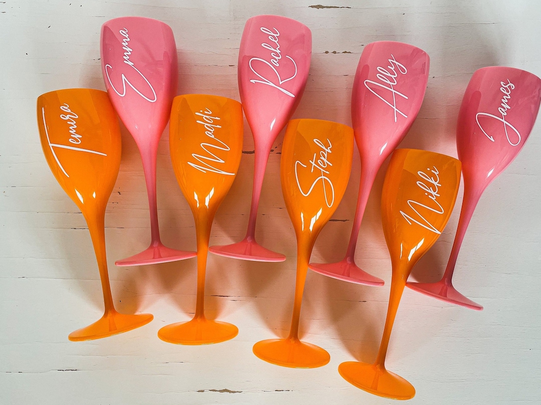 Personalised Champagne Flutes/ Plastic Hens Plastic Glasses/ Plastic Flutes / Hen Party