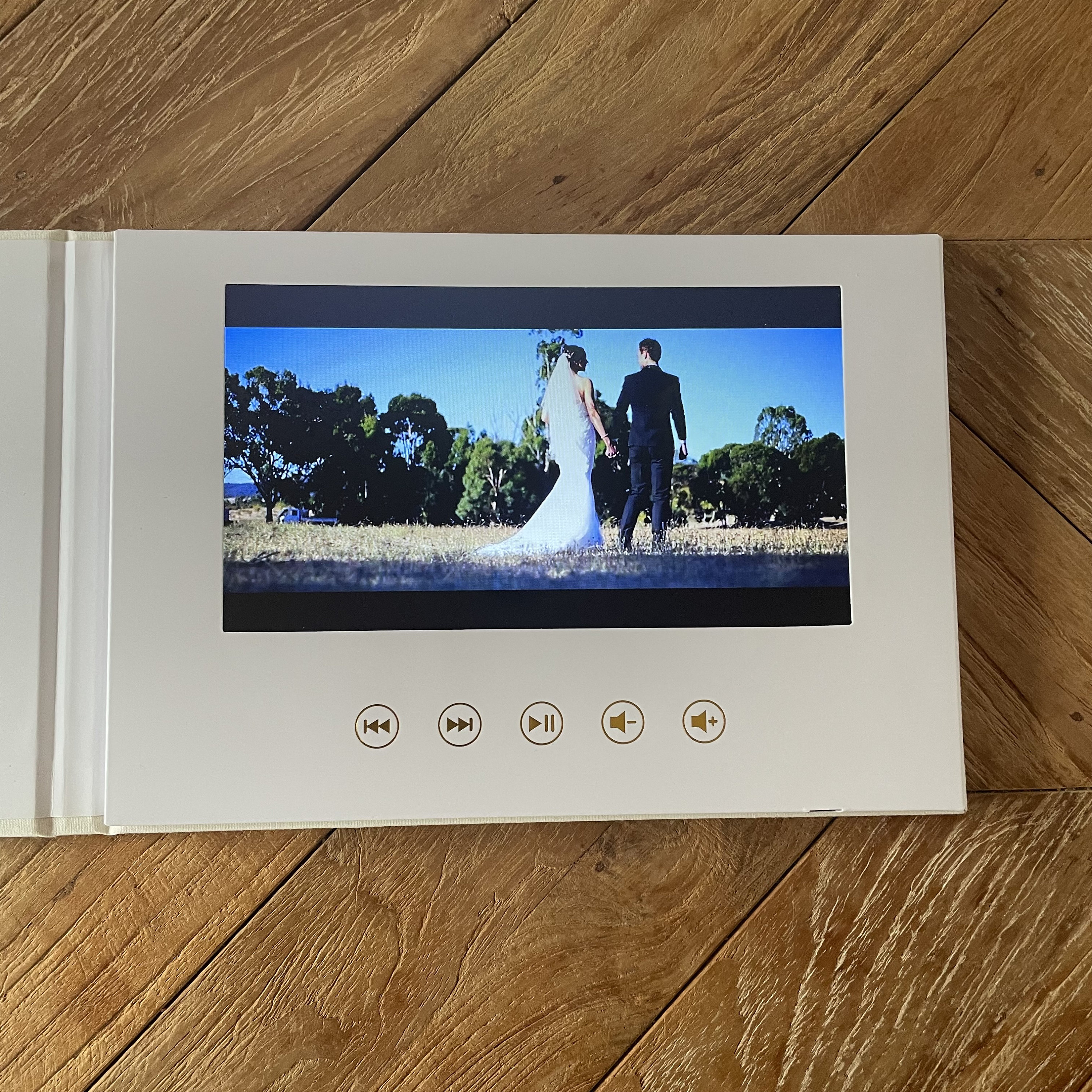 Video/photo Alb Linen Video Book / Wedding Engagement Baby Keepsake / Video Album ...