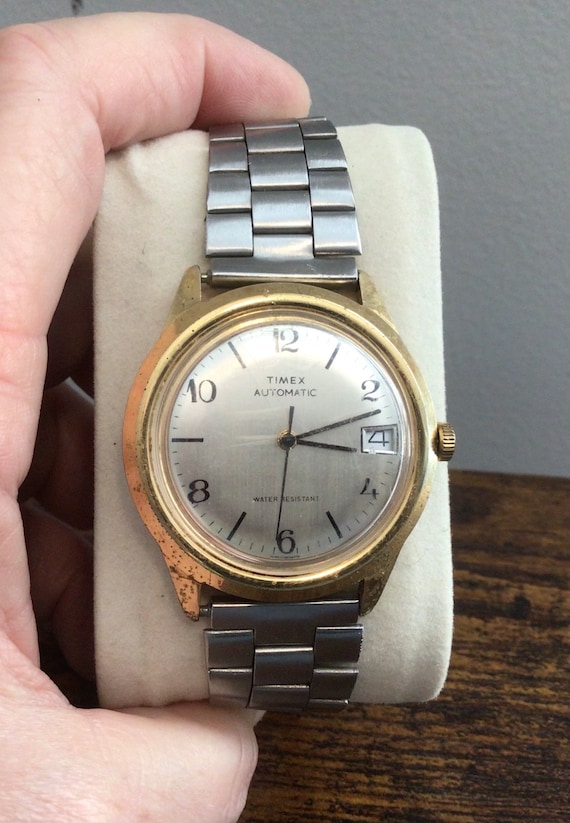 Mens Gold 1979 Timex Automatic Mechanical Calendar