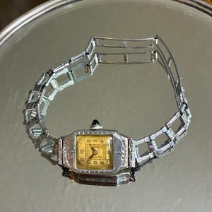 Montre suisse pour dames Westfield des années 1920 pour réparation, Art nouveau