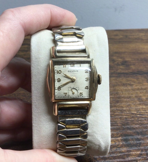Antique Men’s Benrus 10KRGP Swiss Watch, 17 Jewels