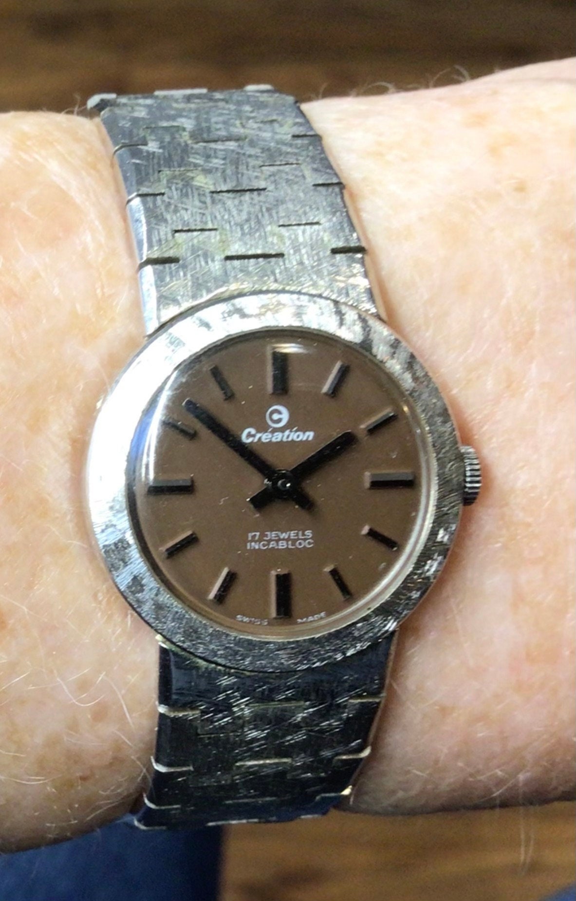 Essence sapphire tungsten watch price deals