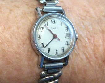 Orologio retrò da donna/unisex argento Timex con calendario