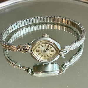 Ladies 1961 Elgin 2 Diamond White Gold 10KRGP Watch, 17 Jewels, Swiss