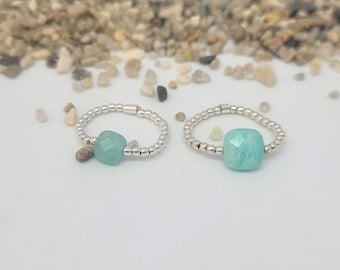 Collection Sérénité // Bague élastique Amazonite et Argent 925 // Perle carré facettée en pierre semi-précieuse naturelle