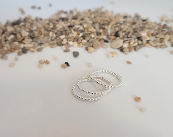 Collection Eternità // Bague élastique un à trois rangs en Argent 925