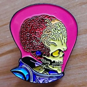 Pin de esmalte ¡Marte al ataque!: Pin de solapa de ciencia ficción nerd (3,8 cm)