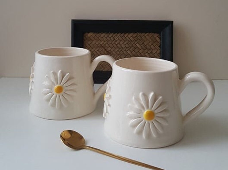 Pottery handmade mug, Ceramic mug, Tea cup, Coffee mug, Daisy mug, Daisy gift image 1