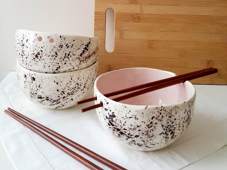 Pink Speckled Pottery bowl Bowl with chopsticks Kitchen tableware Handmade bowls Ramen bowl Pink speckled ceramic bowl image 1