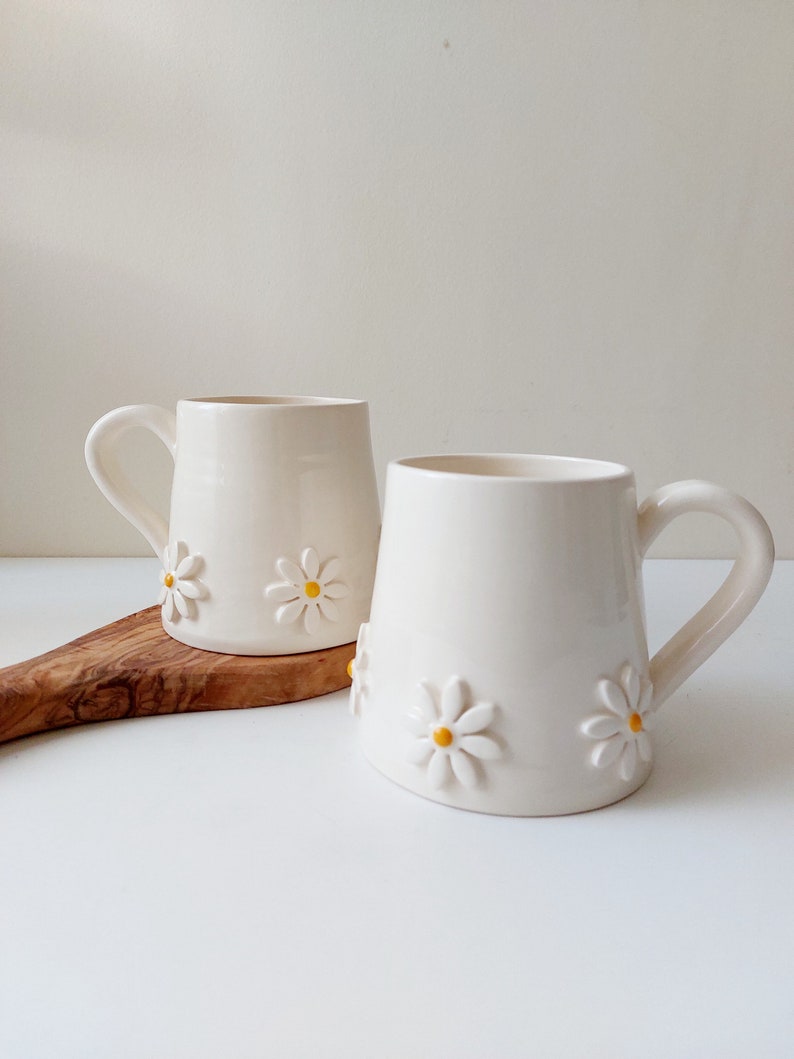 Ceramic mug, Daisy coffee mug, tea cup image 1