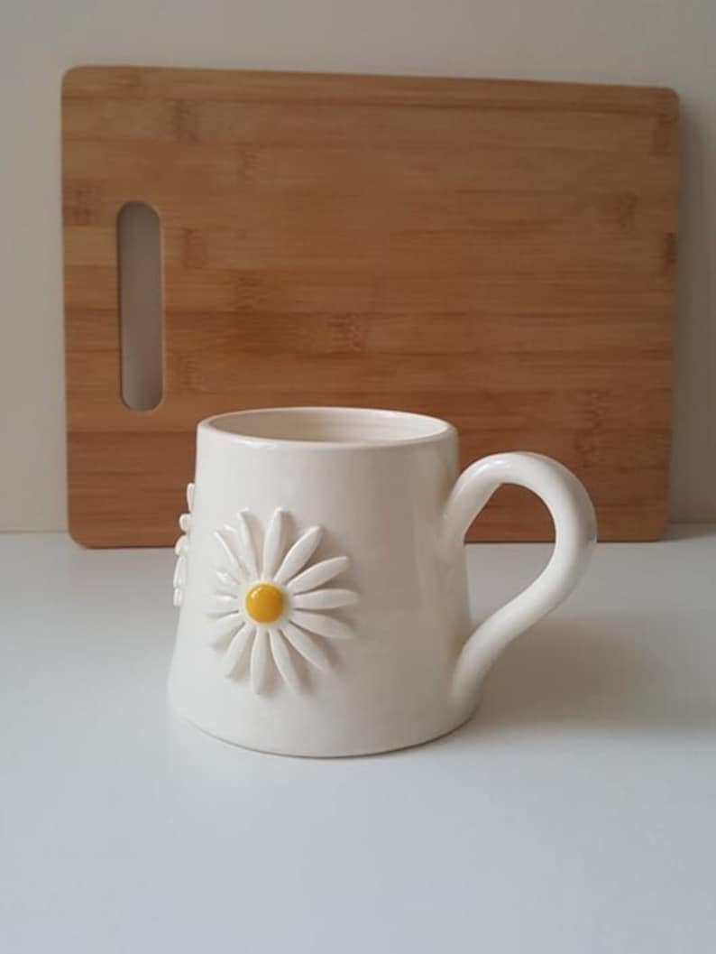 Pottery handmade mug, Ceramic mug, Tea cup, Coffee mug, Daisy mug, Daisy gift image 2