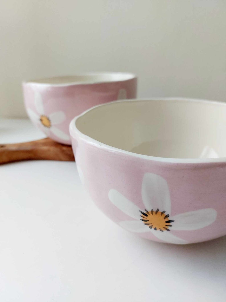 Floral pink deep bowl, handmade crockery, pottery dish, handpainted daisy image 4