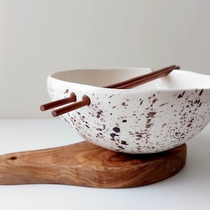 Large Ramen noodle bowl, White speckled pottery bowl, Ceramic bowl with chopsticks, Handbuilt bowl