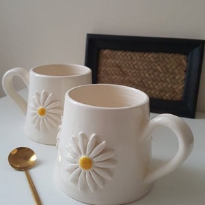 Pottery handmade mug, Ceramic mug, Tea cup, Coffee mug, Daisy mug, Daisy gift image 8