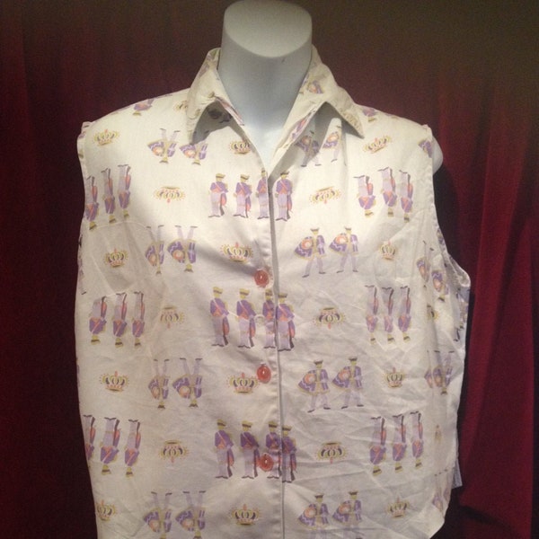 Vintage 1950's Ladies Blouse, top / Soldiers Print.