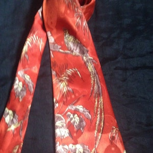 Vintage 1940&#39;s / 50s  Vintage Men&#39;s Necktie - Label - The Classic by Park Lane.