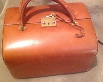 1930s / 40s RARE Leather Handbag / Purse  /  40s WW2  Leather double sided Bag / Vintage Doctors style bag