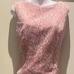 1960s Vintage 2 piece Skirt and Top Suit / Pink Sliver and white