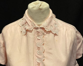 Vintage roze damesblouse jaren 40 - 50 / jaren 40 - 50 vintage geborduurde damesblouse / label - St. Michael