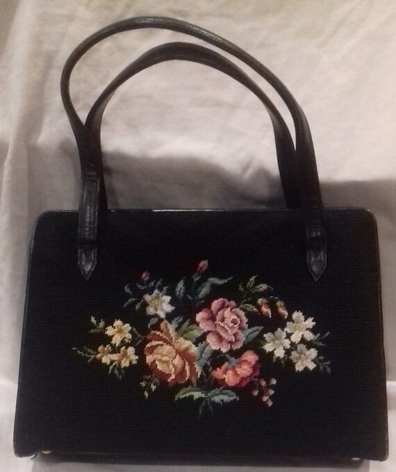 1930s- 40s Embroidered Ladies Handbag/ purse / Vi… - image 6