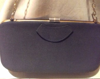 Vintage Black ladies Handbag - Purse / Vintage bag with strap / Vintage black Evening handbag.