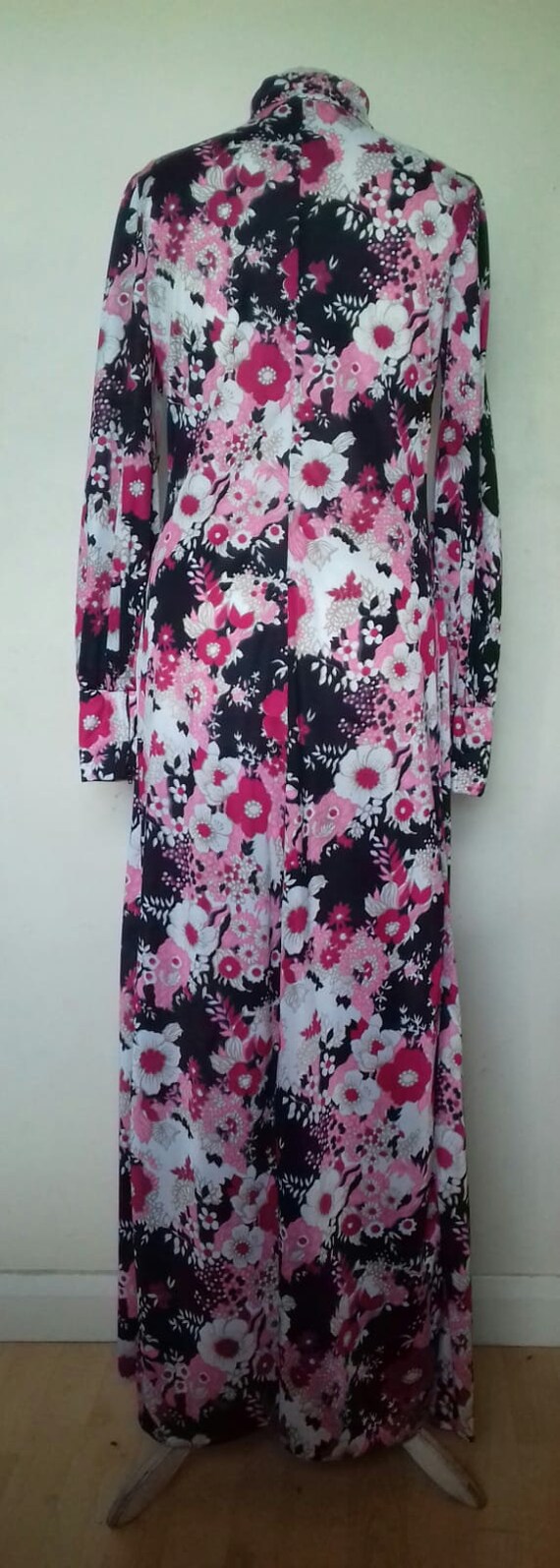 1970s Vintage Ladies Maxi Dress - image 7