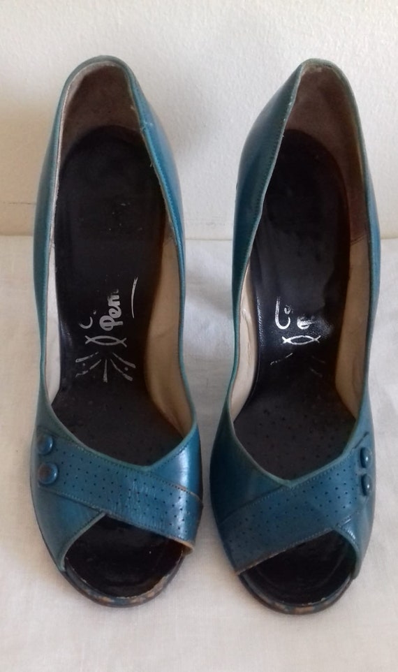 1940s / 50s vintage peep toe shoes