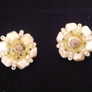 1950s / 1960s Vintage Yellow Earrings