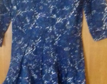 1950s Ladies Day Dress /50s  Navy Blue and purple Flowers Dress