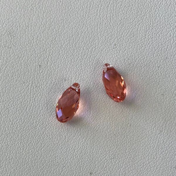 6010 Swarovski® 11mm Briolette Pendant - Rose Peach - package 6 pieces