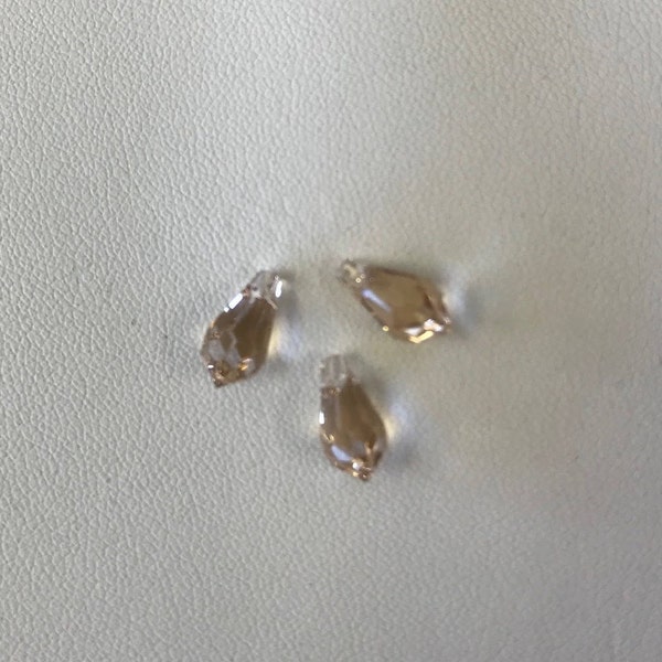 6000 Swarovski® 11mm Teardrop Pendant - Light Silk - package 6 pieces