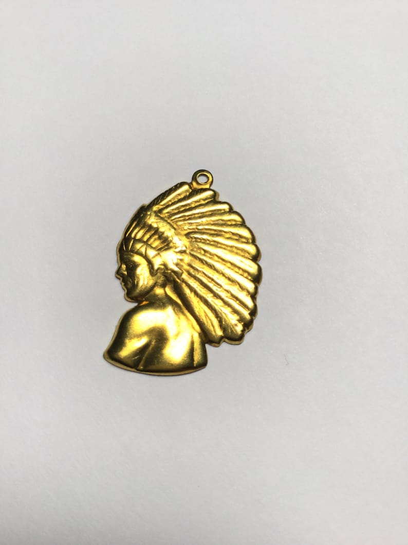 #390 Vintage Brass Native American Bust Charm 8 Pieces