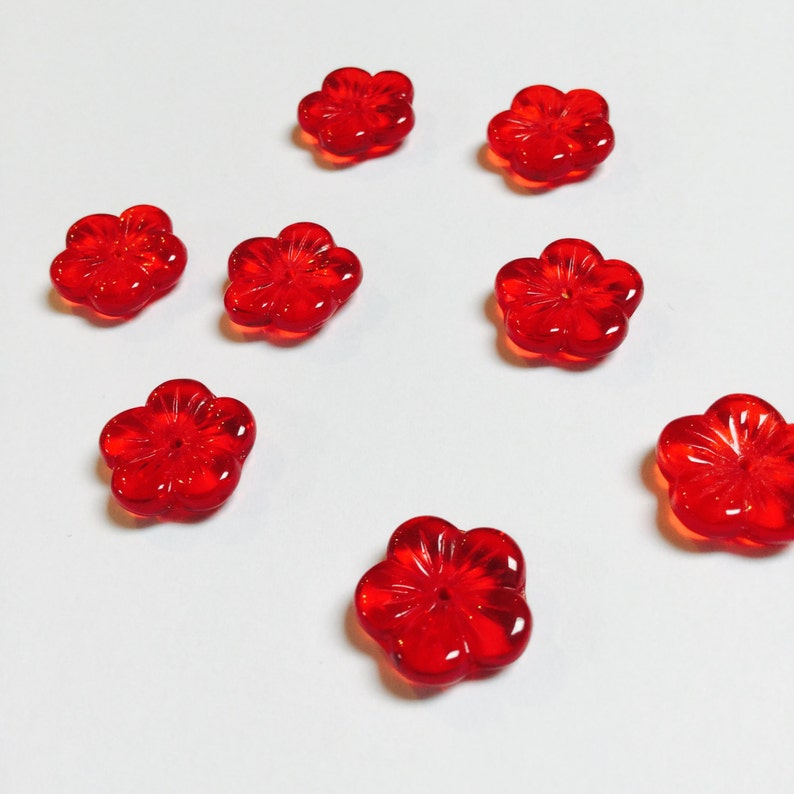 Glass Flower Beads in Red 16 Pieces 488 Etsy