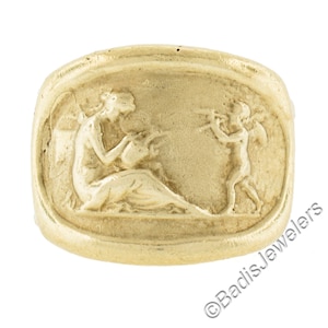 Vintage 14k Gold Pouring Vase Fountain & Angel Flutist Portrait Scene Band Ring