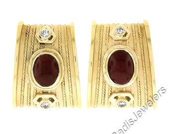 Estate 18k Yellow Gold Bezel Set Oval Cabochon Ruby & 0.20ctw Round Brilliant Diamond Twisted Wire Dual Finish Clip On Earrings