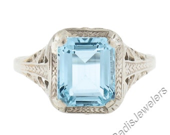 Antiker Art Deco 14K Weißgold 1.82ct Aquamarin Solitär im Smaragdschliff mit offenen filigranen Arbeitsring