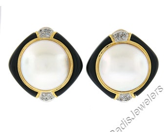 Vintage 18K Yellow Gold Large 19.6mm Mabe Pearl w/  0.20ctw Diamond & Black Onyx Frame Button Clip On Earrings