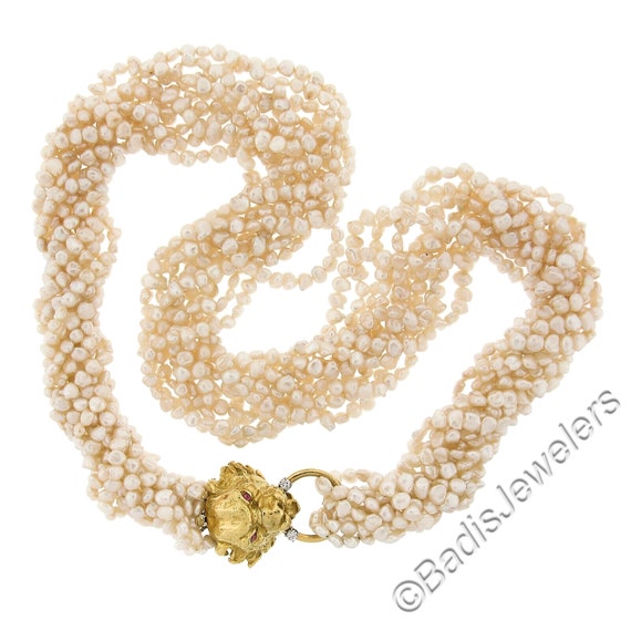 18k Yellow Gold Lion Head Clasp 30" Fresh Water P… - image 1