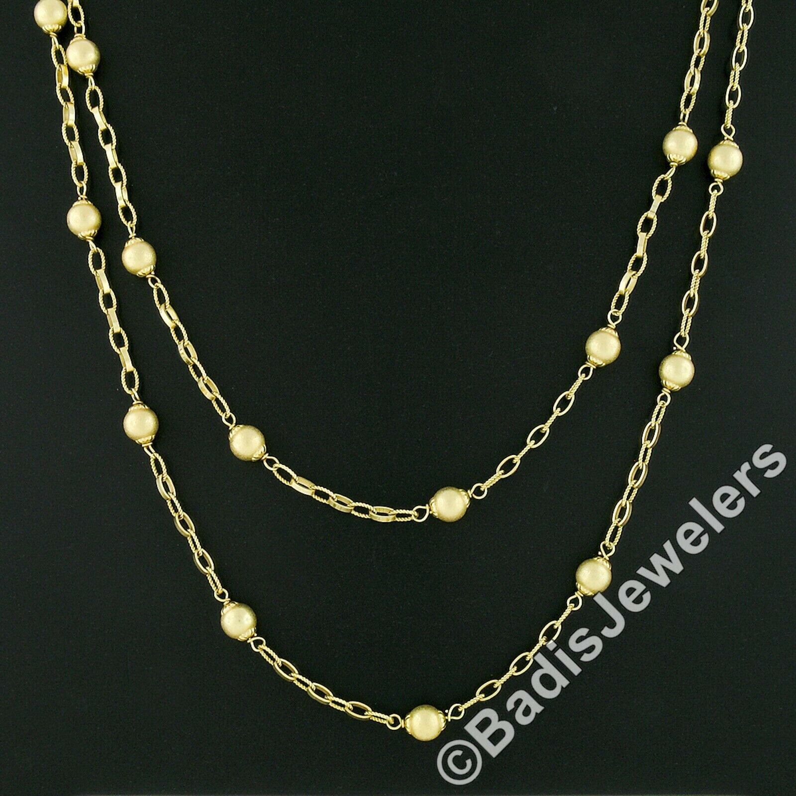 Vintage Designer Unoaerre 14K Yellow Gold Fancy Oval Link