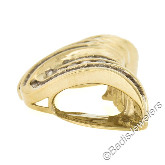 Solid 14K Yellow Gold 3ctw Baguette & Round Cut D… - image 5