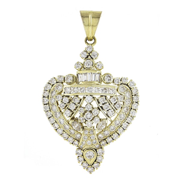 Elegant 18k Yellow Gold 2.98ctw Fiery Brilliant Diamond Drenched Pendant
