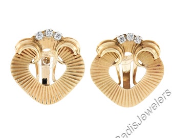 Vintage Retro 14K Yellow Gold & Platinum w/ .18ctw Round Cut Prong Set Diamond Grooved Fluted Clip On Earrings