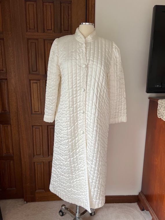 Vintage Miss Elaine Ivory Quilted Robe Womens Sma… - image 1