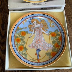 Heinrich Children of the World Plate