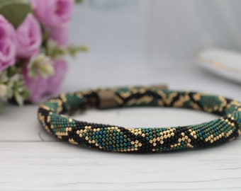 Snake jewelry women Python print Snake choker Birthday gift Bead crochet Necklace Statement jewelry Green snake necklace Serpent necklace