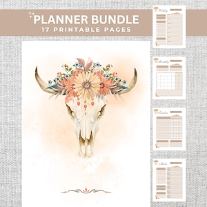 Puede incluir: Un paquete de planificador digital con 17 páginas imprimibles que presenta una ilustración central de un cráneo de vaca adornado con flores color melocotón y naranja. El texto dice PLANNER BUNDLE 17 PRINTABLE PAGES, con etiquetas para Weekly, Monthly, Tracker y Meals.